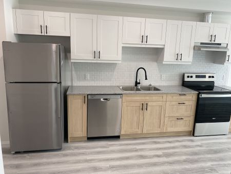 For Lease - 181 Elmira Road Unit# PH16, Guelph, Ontario - Photo 5