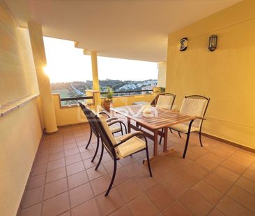 Noble luxury. Two bedroom apartment in a quiet urbanization overloo... - Photo 5