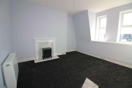 Mutley Plain, Plymouth, PL4 - Photo 4
