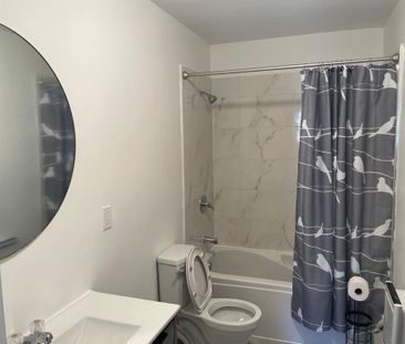 Chambre à louer à Lasalle a 10 minutes de marche à pied du CEGEP An... - Photo 4