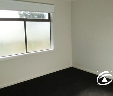 34/23 Atlantic Drive, 3810, Pakenham Vic - Photo 3