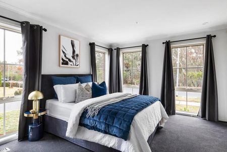 4 Gresswell Park Drive, Watsonia VIC 3087 - House For Rent | Domain - Photo 5