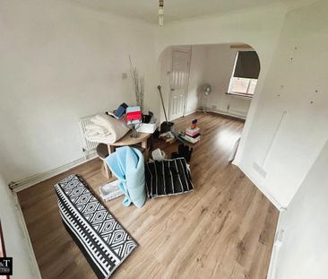 2 bedroom semi-detached house to rent - Photo 6