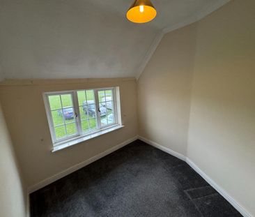 3 bedroom terraced house to rent - Photo 6