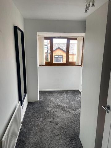 5 Old Manse Court, Whiteabbey, Newtownabbey, BT37 0PW - Photo 4