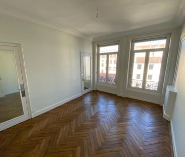 Appartement 3 pièces à louer St Étienne - 42000 / Réf: LA3240-COMPA... - Photo 6