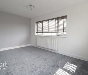 3 bedroom detached house to rent - Photo 6