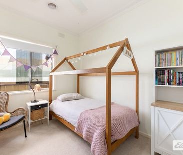 Three Bedroom Home - Photo 5