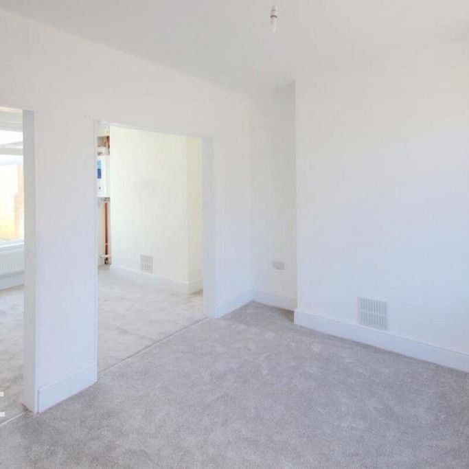 2 bedroom semi-detached house to rent - Photo 1