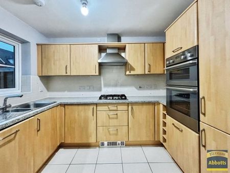 Cypress Close, Mildenhall - Photo 3