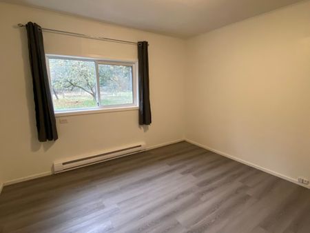 1115 Spruston Road - Photo 4