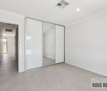 Freshly Renovated 3-Bedroom Home in Prime Location - Photo 5