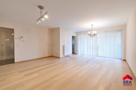 Te huur: recent en lichtrijk 2 slpk app met tuin in Kaprijke - Photo 3