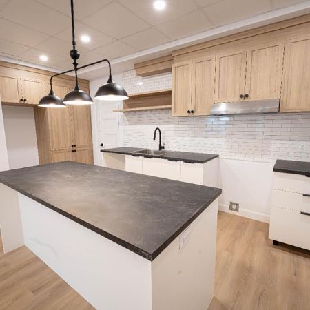 LIBRE Maison à louer très bien située à Brossard - Photo 4