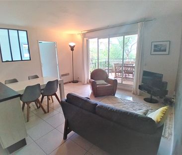 AIX LA DURANNE APPARTEMENT T3 MEUBLE AVEC TERRASSE ET GARAGE, - Photo 2