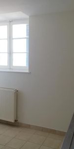 Location Appartement 2 pièces 53m² JOIGNY 89300 - Photo 3