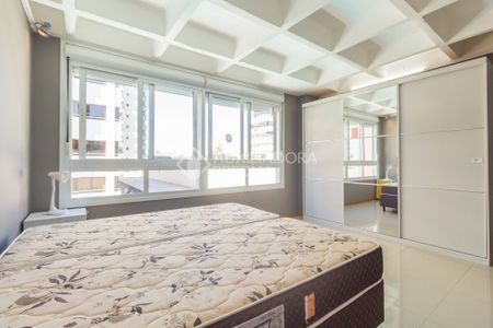 Apartamento com 1 quarto e 32m² para alugar em Menino Deus, Porto Alegre. - Foto 3
