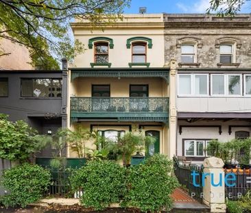 AFFORDABLE AND CONVENIENT ROOM IN IDEALLY LOCATED HOME - Photo 4