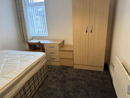 6 bedroom maisonette to rent - Photo 5