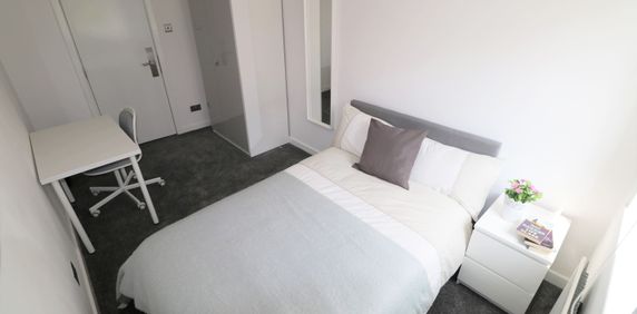 Flat 82, Samara Plaza, LS2 9DU, Leeds - Photo 2