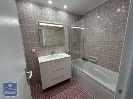 Location Appartement 3 pièces 65m² NICE 06100 - Photo 4