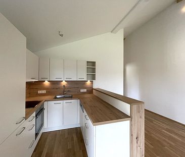 Erstbezug: 3-Zimmer-Wohnung im Dachgeschoss Top E15 - Photo 1