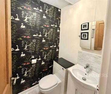 2 bedroom flat to rent - Photo 6