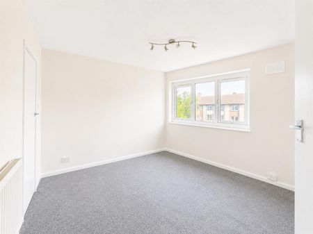 2 Bedroom Flat To Let - Photo 5