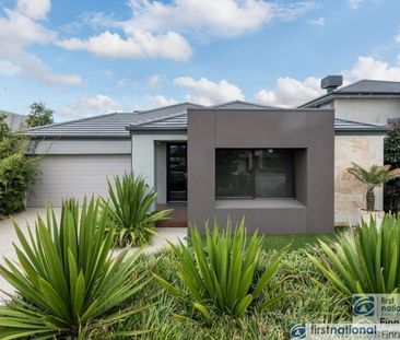 10 Eliburn Drive, 3977, Cranbourne East Vic - Photo 2