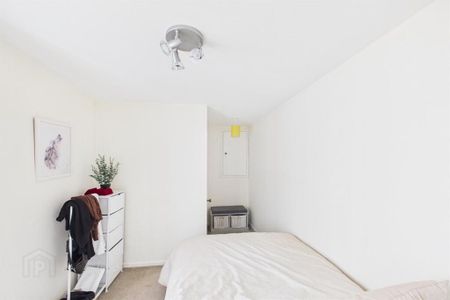 Flat 5, 5 Ardmore Ter, 5 Ardmore Terrace, Holywood, BT18 9BH - Photo 4