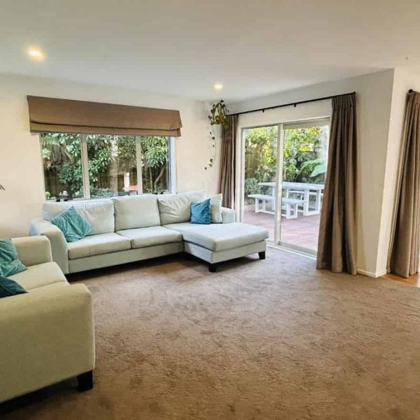 Family and Pet Friendly - Photo 1