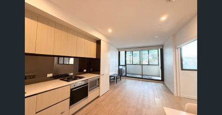 Chatswood Premium Location I 1 Bedroom Apartment For Rent! - Photo 5