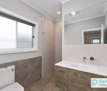 33 Gordon Street, TAMWORTH NSW 2340 - Photo 3