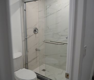 For Lease - 45 Lofthouse Drive, Whitby, Ontario - Photo 6