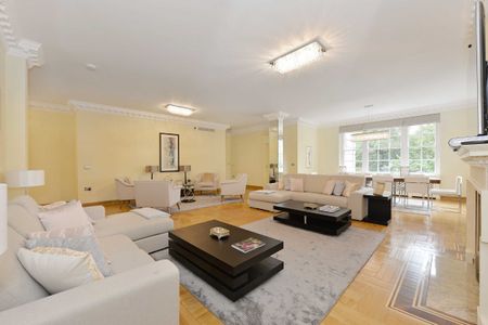 Abbey Lodge, Park Road, NW8 - Photo 2