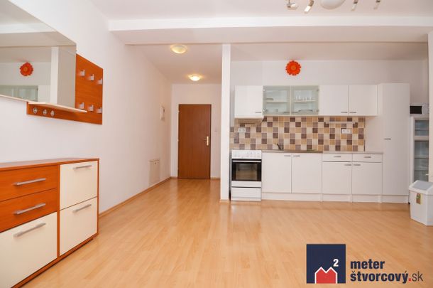 Prenájom 2i bytu | 54 m2 | M.R.Štefánika | po rekonštrukcii - Photo 1