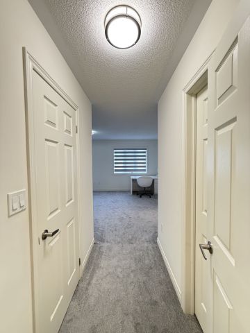 For Lease - 1207 Drinkle Crescent, Oshawa, Ontario - Photo 4