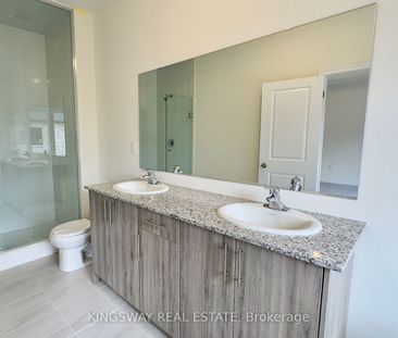 For Lease - 16 Blick Crescent, Aurora, Ontario - Photo 3