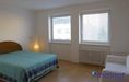 Na prenájom priestranný 2-izbový byt s loggiou a balkónom v centre Bratislavy – Hollého ulica - Photo 2
