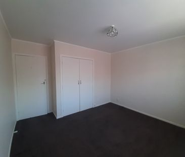 Tidy brick n tile unit - Photo 6