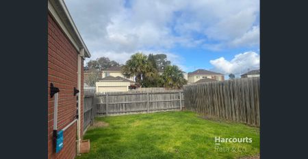 Stunning 3-Bedroom Home in South Morang - Photo 5