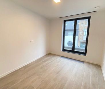 Ruim appartement van 80 m² in centrum Diepenbeek - Photo 3