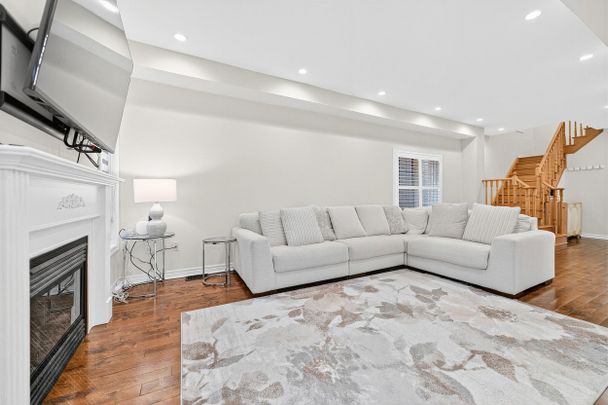 For Lease - 113 Fimco Crescent, Markham, Ontario - Photo 1