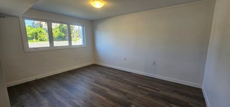 For Lease - 216 Mcarthur Avenue Unit# 01, Vanier and Kingsview Park, Ontario - Photo 4