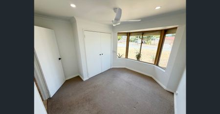 Spacious Family Living in Quiet Cooloongup Location - Photo 5