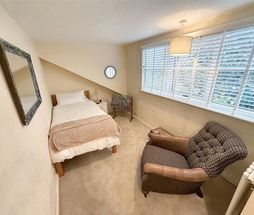 2 bedroom end of terrace house to rent - Photo 6