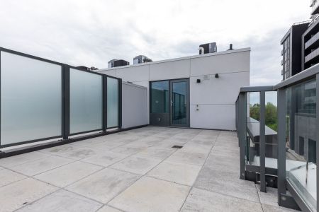 For Lease - 1010 Portage Parkway Unit# TH - 1, Vaughan, Ontario - Photo 2