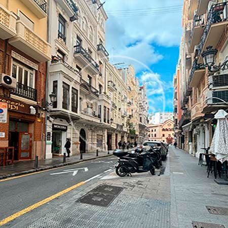 Piso de alquiler en Av Regne de Valencia, Russafa - Photo 1