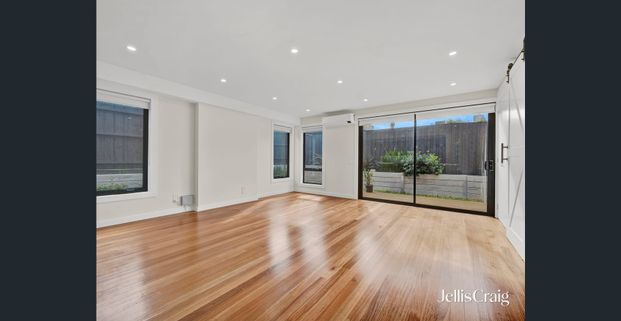 Bespoke Two Bedroom Town Home - Photo 1