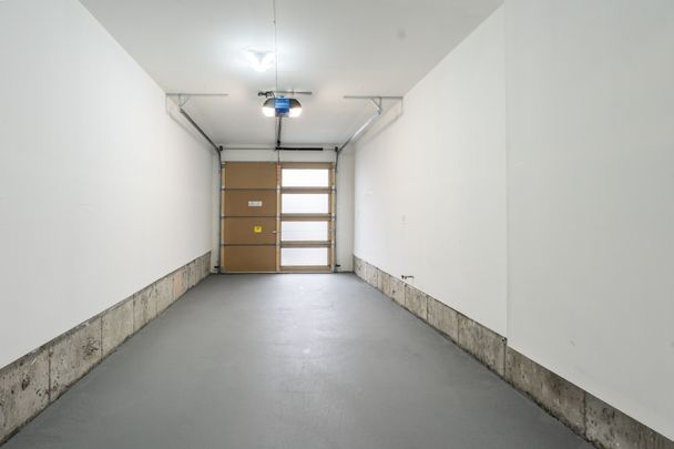 For Lease - 510 New England Court, Newmarket, Ontario - Photo 1